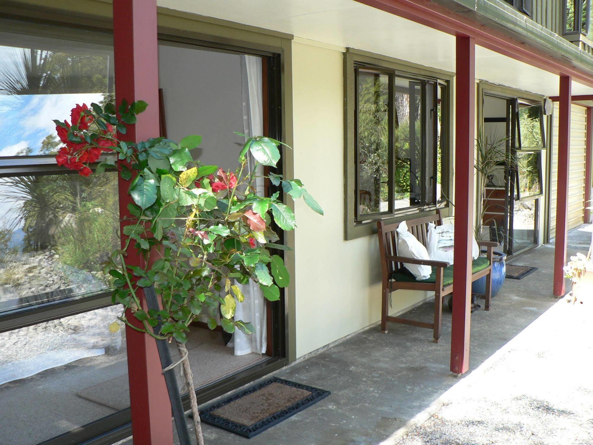 Avarest Bed & Breakfast Saint Arnaud Exteriör bild